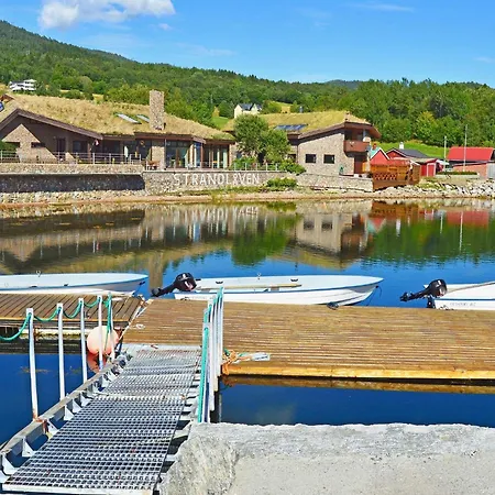 Holiday home Six-bedroom In Eidsvag (Nesset)