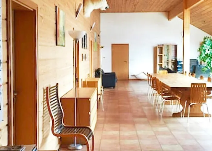 Casa de Férias 15 Person In Eidsvag-by Traum *