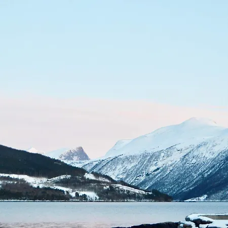 15 Person In Eidsvag-by Traum