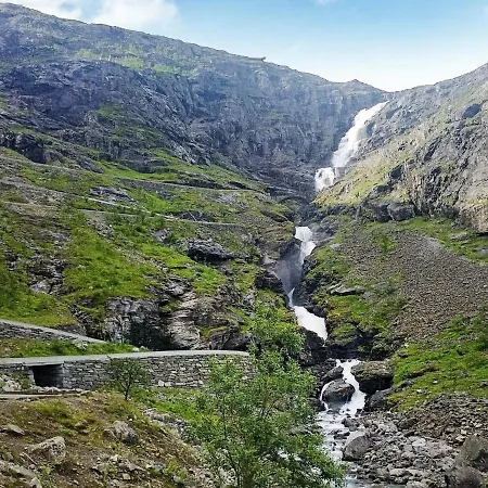 Prázdninový dům 15 Person In Eidsvag-by Traum *