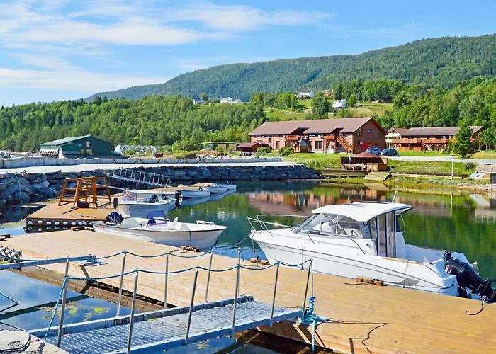 15 Person In Eidsvag-by Traum *